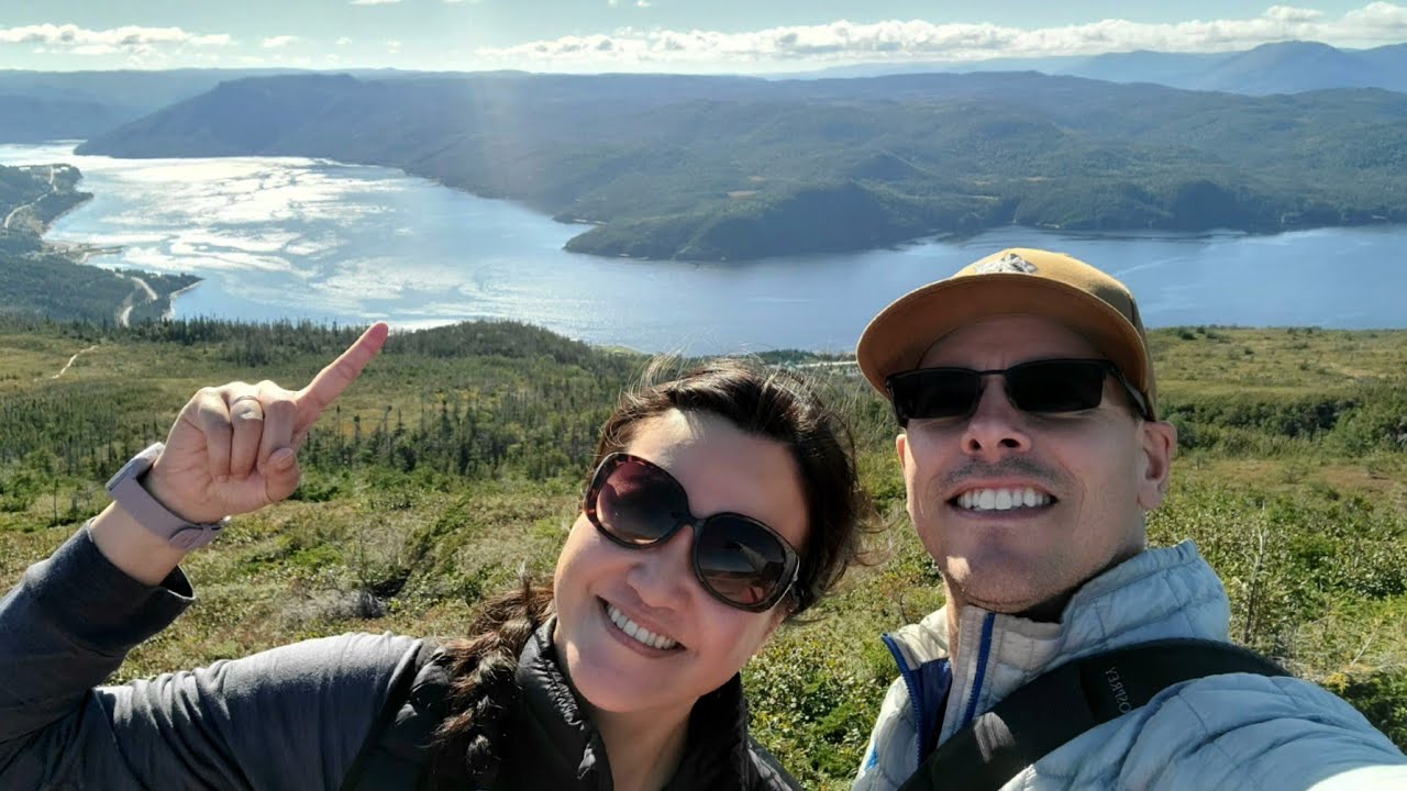 Sept 18, 2021 - Hiking the Lookout trail.