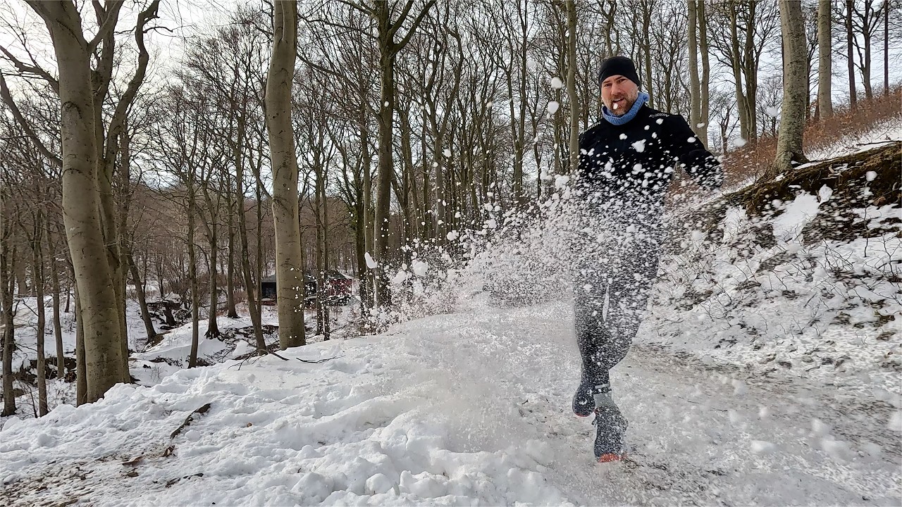 Halfdan Runs - Frozen Shores & Hørhaven Stairs