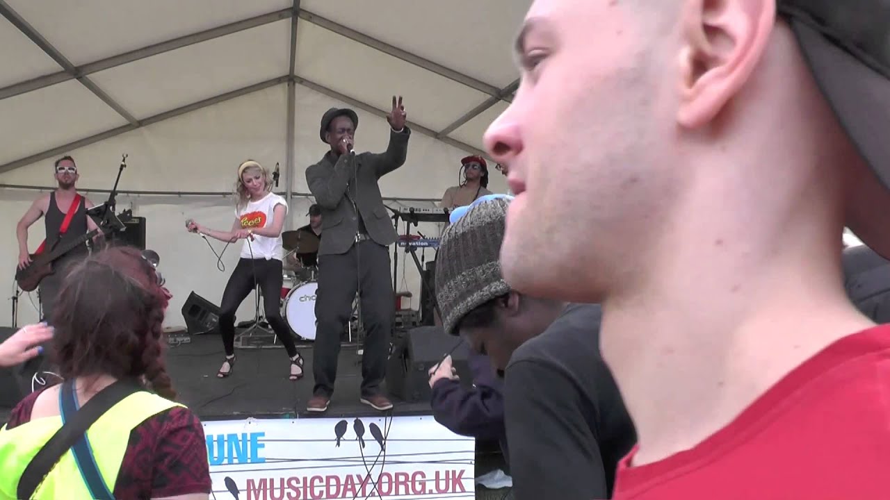 Step 13 - 'Spoof' Live at Music Day 2015