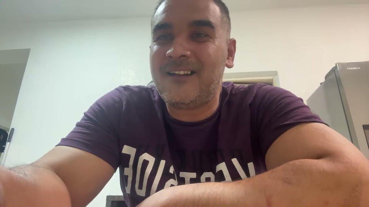 Csemer Zsolt( Jampi A Monika sobol ) élőben közvetít!