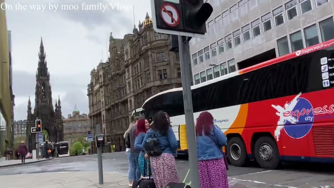 🏴󠁧󠁢󠁳󠁣󠁴󠁿First time we are walking in Edinburgh on Friday|on the way by moo family Vlogs