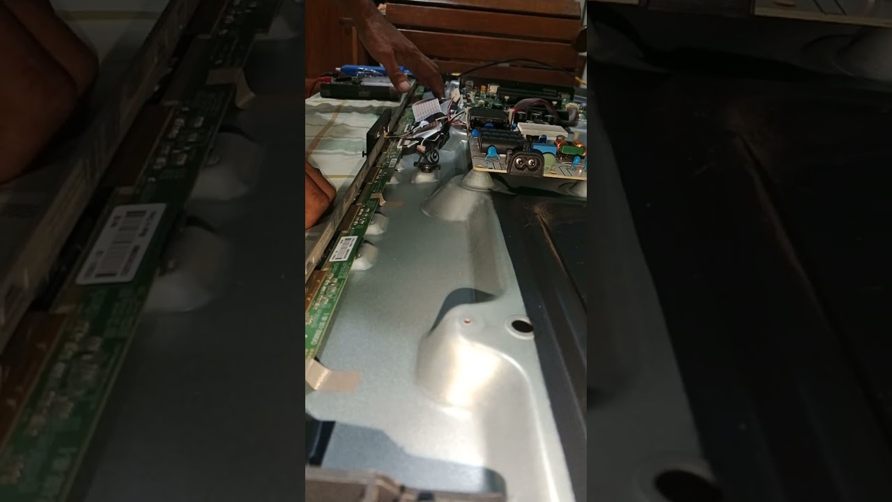 TCL 55 inchs no power
