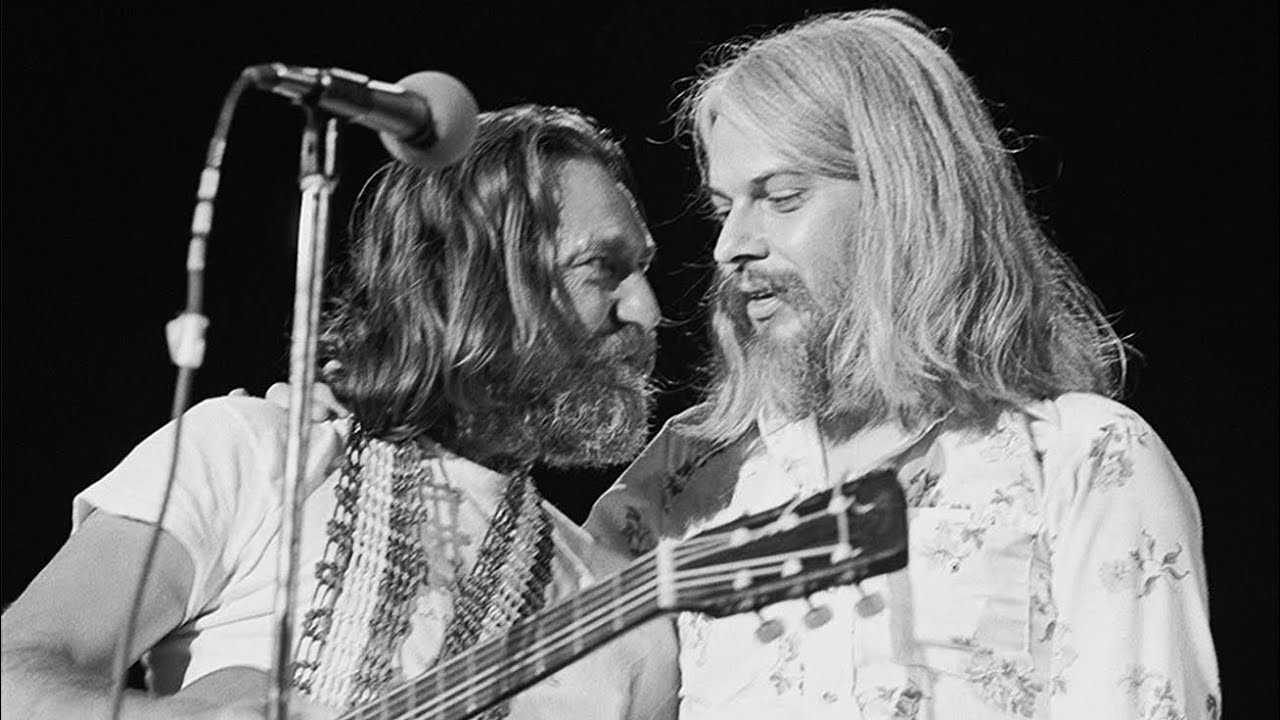 Leon Russell & Willie Nelson - It's Not Supposed To Be That Way - (1979-1980) Video
