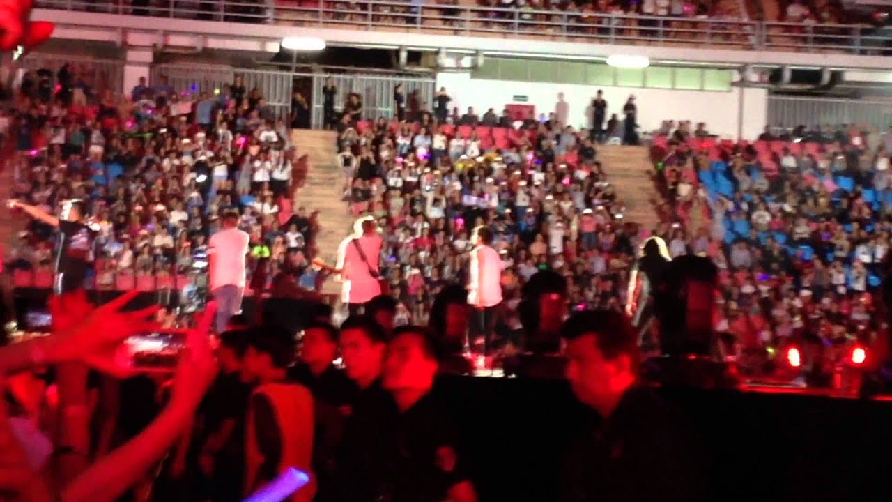 One Direction - Where Do Broken Hearts Go (On The Road Again Tour Bangkok) March 14, 2015