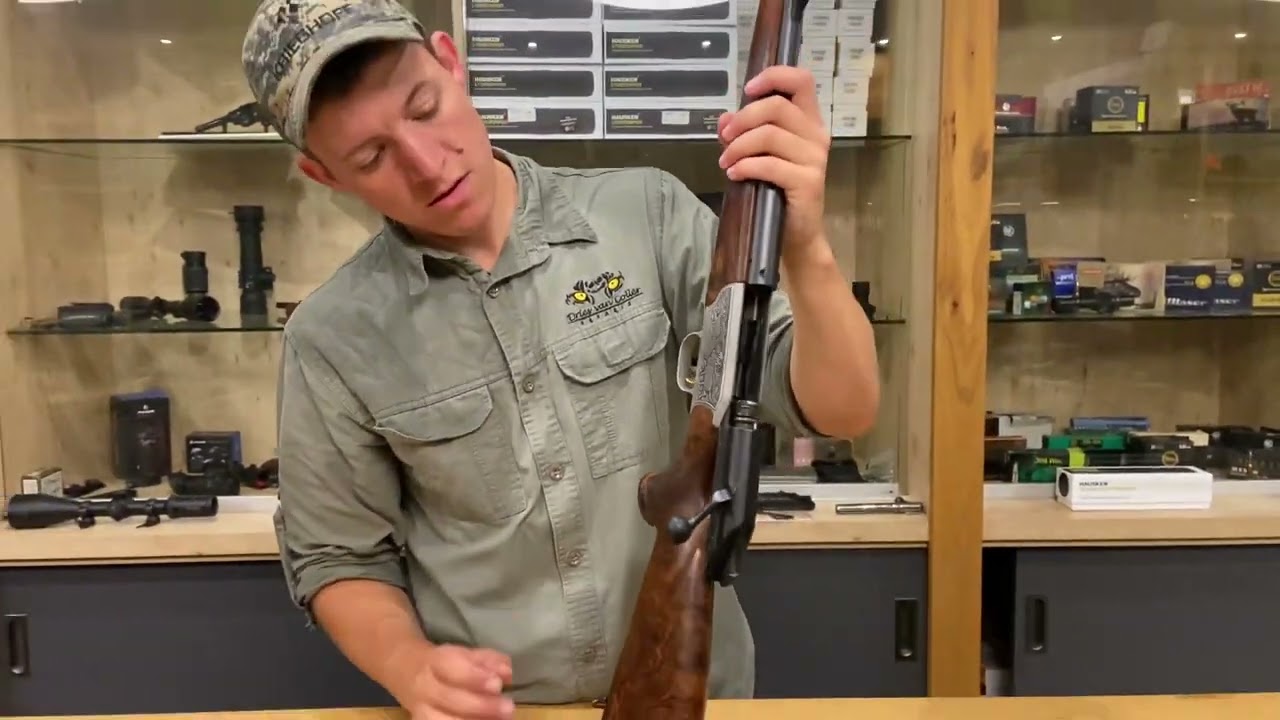 Absolute Traumwaffe: Blaser R93 Kal. 30-06 mit wunderschönem Schaftholz IN LINKS
