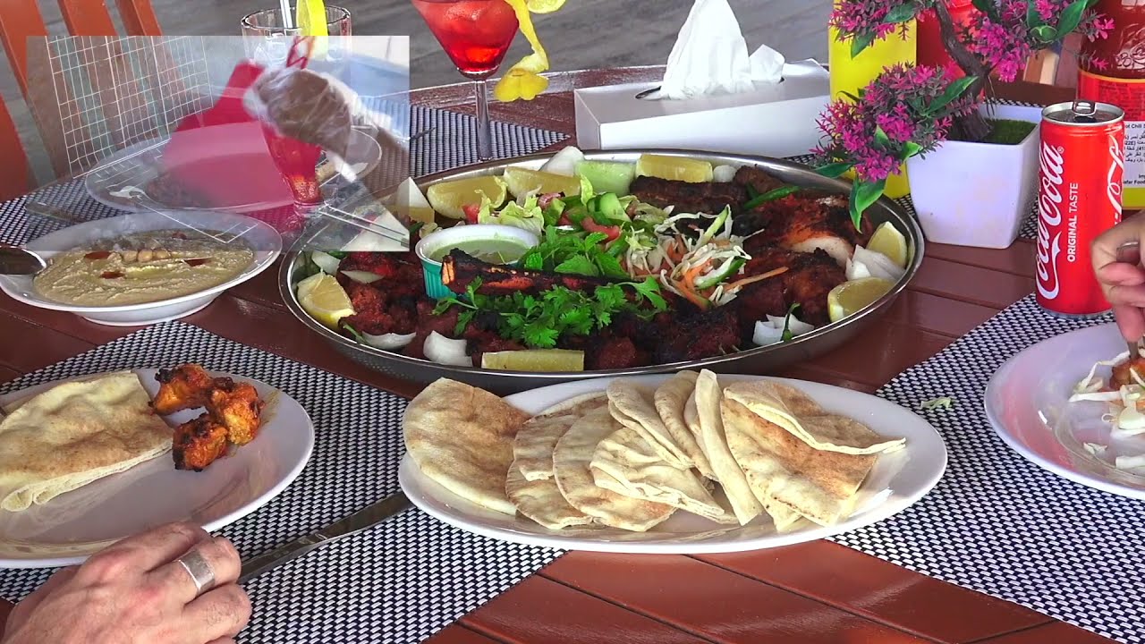 Amazing Grills Fantastic Setting   Eating on Al Dar   Bahrain