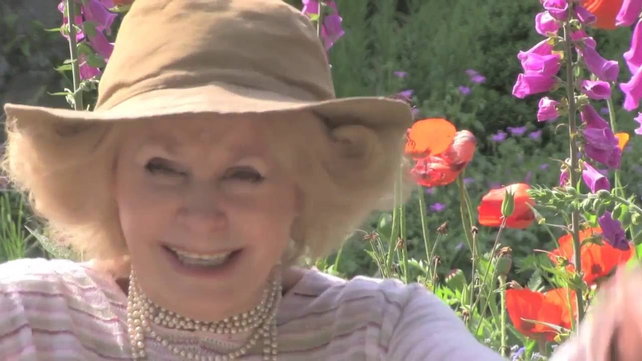 'Golden Days' by Sarah Miles, Film Directed & Produced by Shamini Holloway (W.A.N.D.)