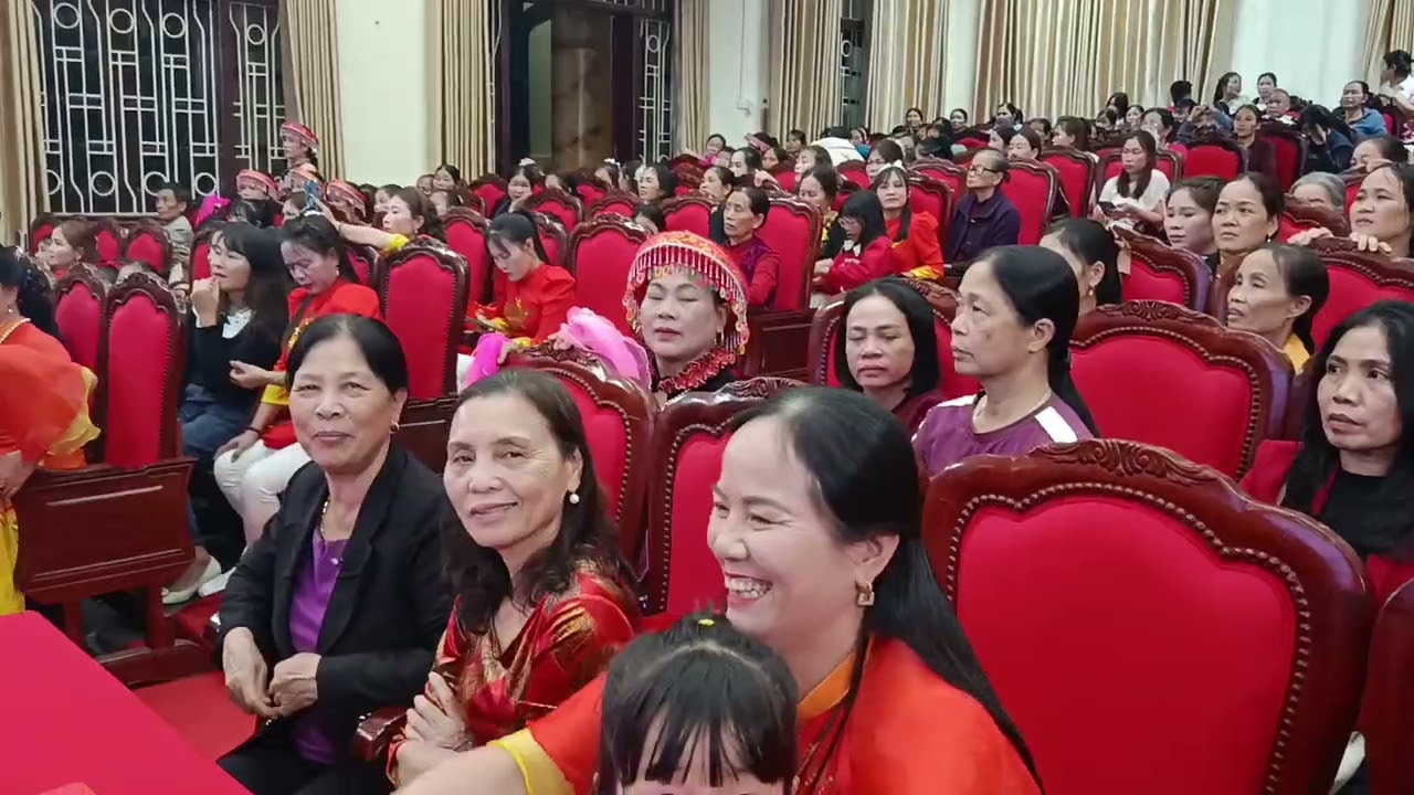 Gl VN chào mừng ngày Quốc tế phụ nữ 8/3 xã thiệu hoá 