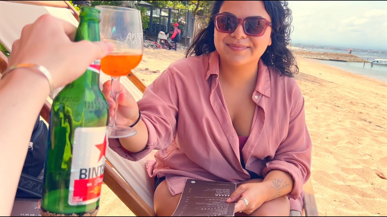 walking through sanur, bali 🌴 beers, beaches & ack fried chicken