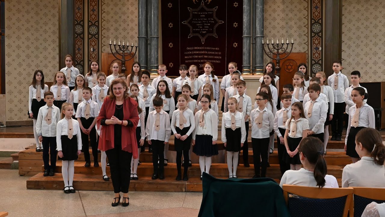 2. Győr Nádorvárosi Ének-zenei Általános Iskola Kisrigó Kórusa