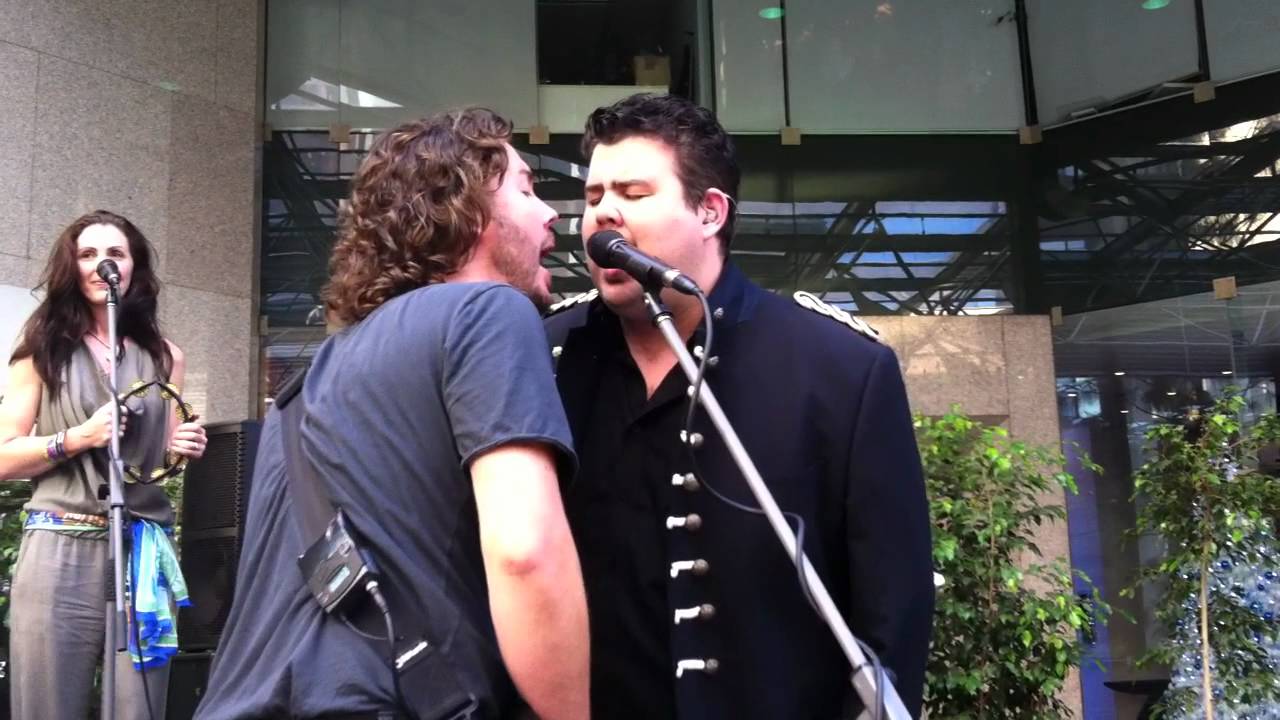 Chris and Courtney Murphy - When the War is Over