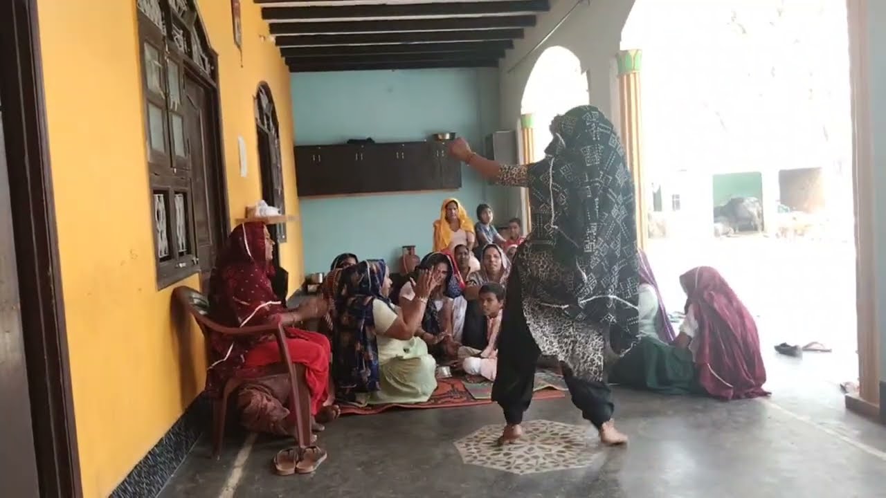 खुली जटा मत खेले मेरी मैया तुझे नजर लग जायेगी   ll धौला गुजरी का शानदार गीत ❤️JBM Dhola Gurjari