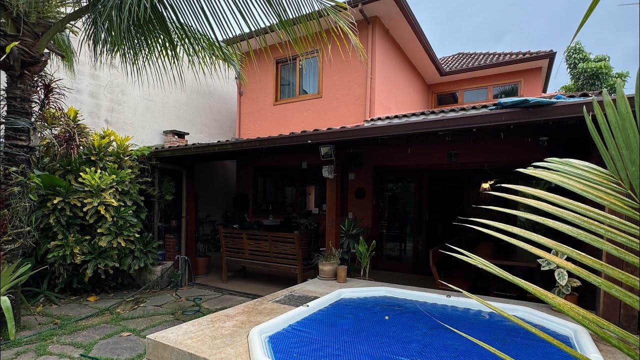 Agatê Imóveis vende Excelente Casa Duplex de 156 m² Itaipu por R$ 850 mil reais.