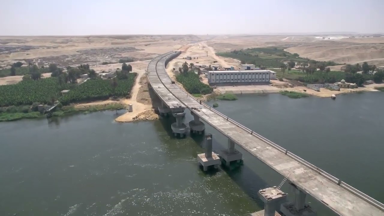 محور الفشن على النيل بمحافظة بني سويف من المحاور التنموية التي يتم تنفيذها بصعيد مصر