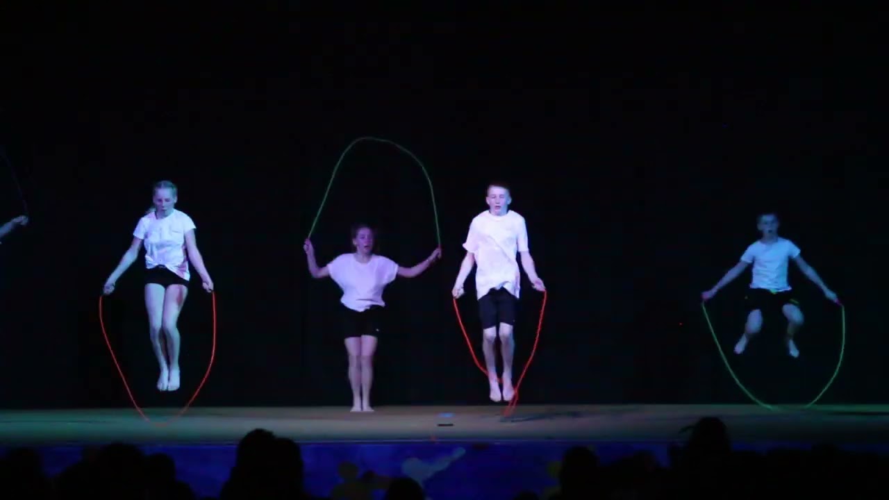 Sportabend 2024, 03 THE JUGGLING ACROBATS, Sportmittelschule Schärding