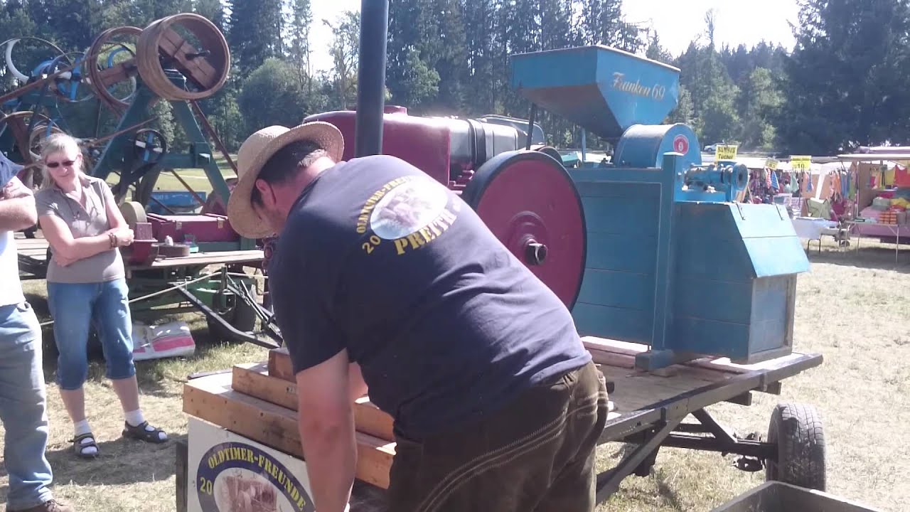 DEUTZ MAH 716 BAUJAHR 1935 BEIM SCHROTEN