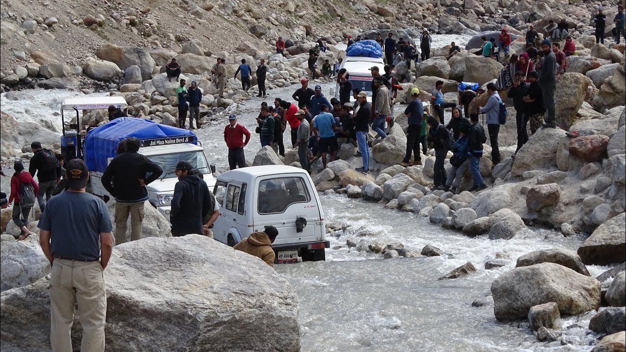 Dangerous Water Crossing At Chota Dara In Spiti Valley