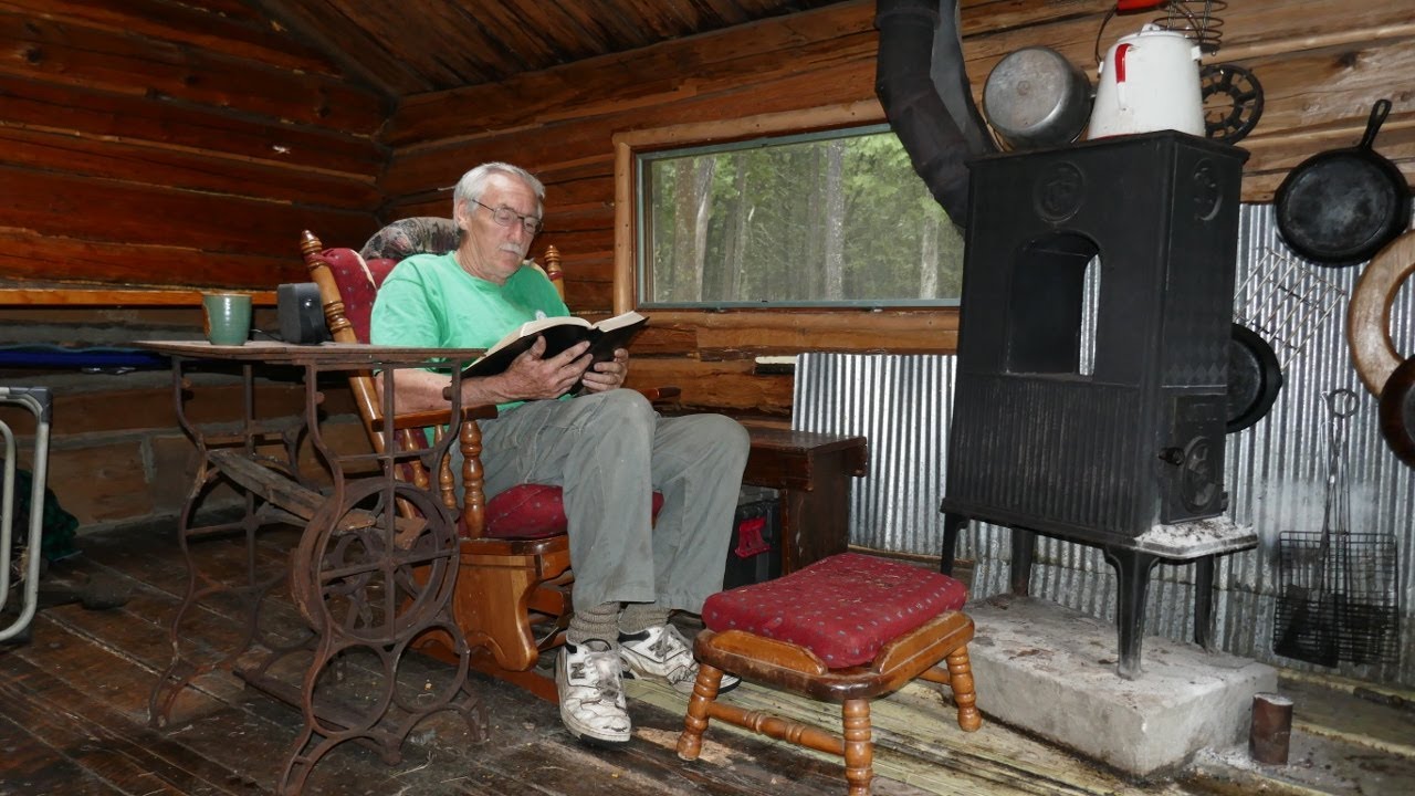 Martin's Old Off Grid Log Cabin #103 Morels for Breakfast and the Freezer at the Cabin