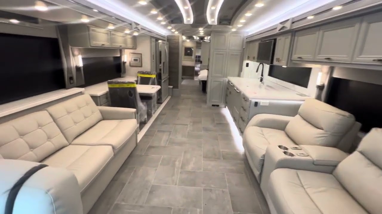 2026 Tiffin Allegro BUS 45 OPP - 605 horsepower -Discounted over $200,000 -call me 731-413-4022 - RV