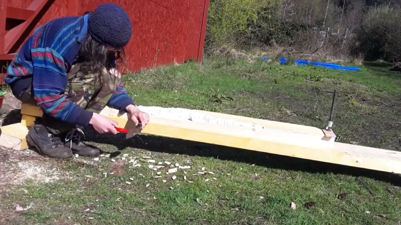 Wind turbine blade carving reverse side