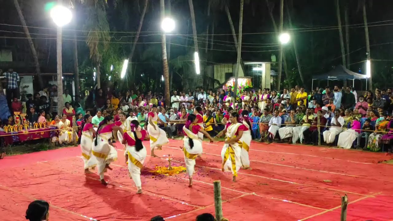 കൈകൊട്ടിക്കളി..