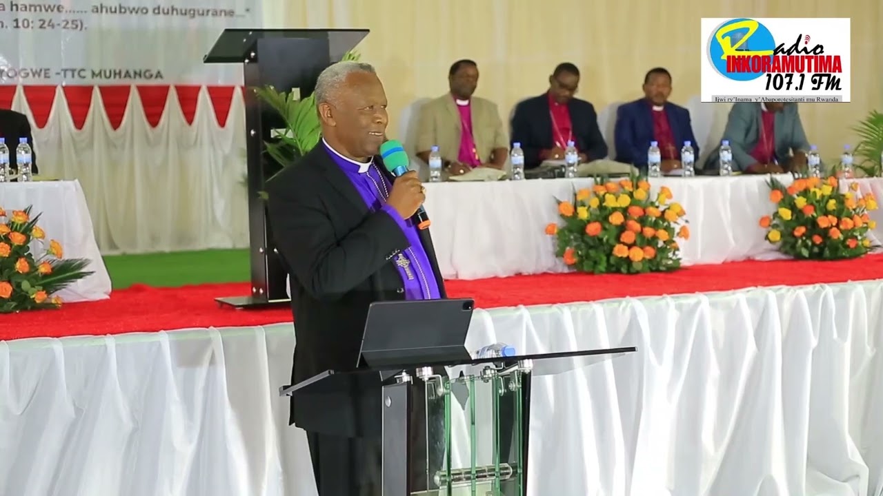 EAR:Gufungura umwiherero w'Abapasitoro n'Abepisikopi waberaga i Shyogwe ,Archb Dr.Laurent Mbanda