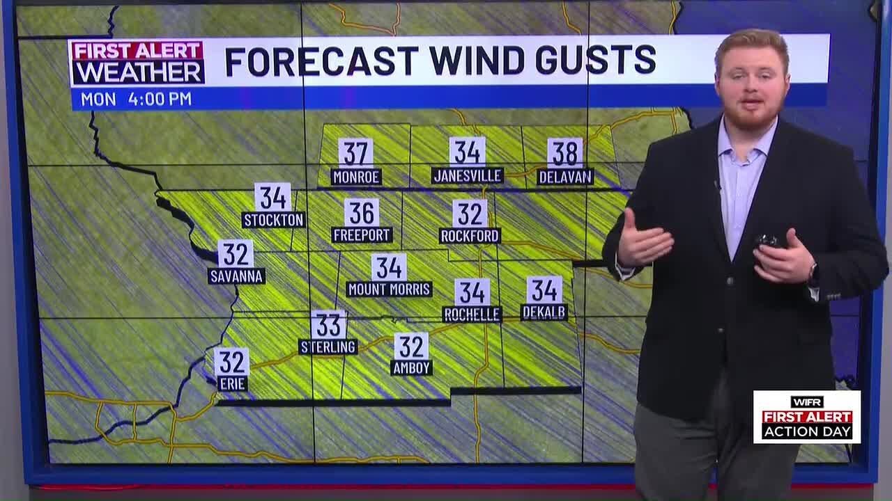 Fastcast: Blizzard warning ends, A look at key Illinois races ahead of primaries