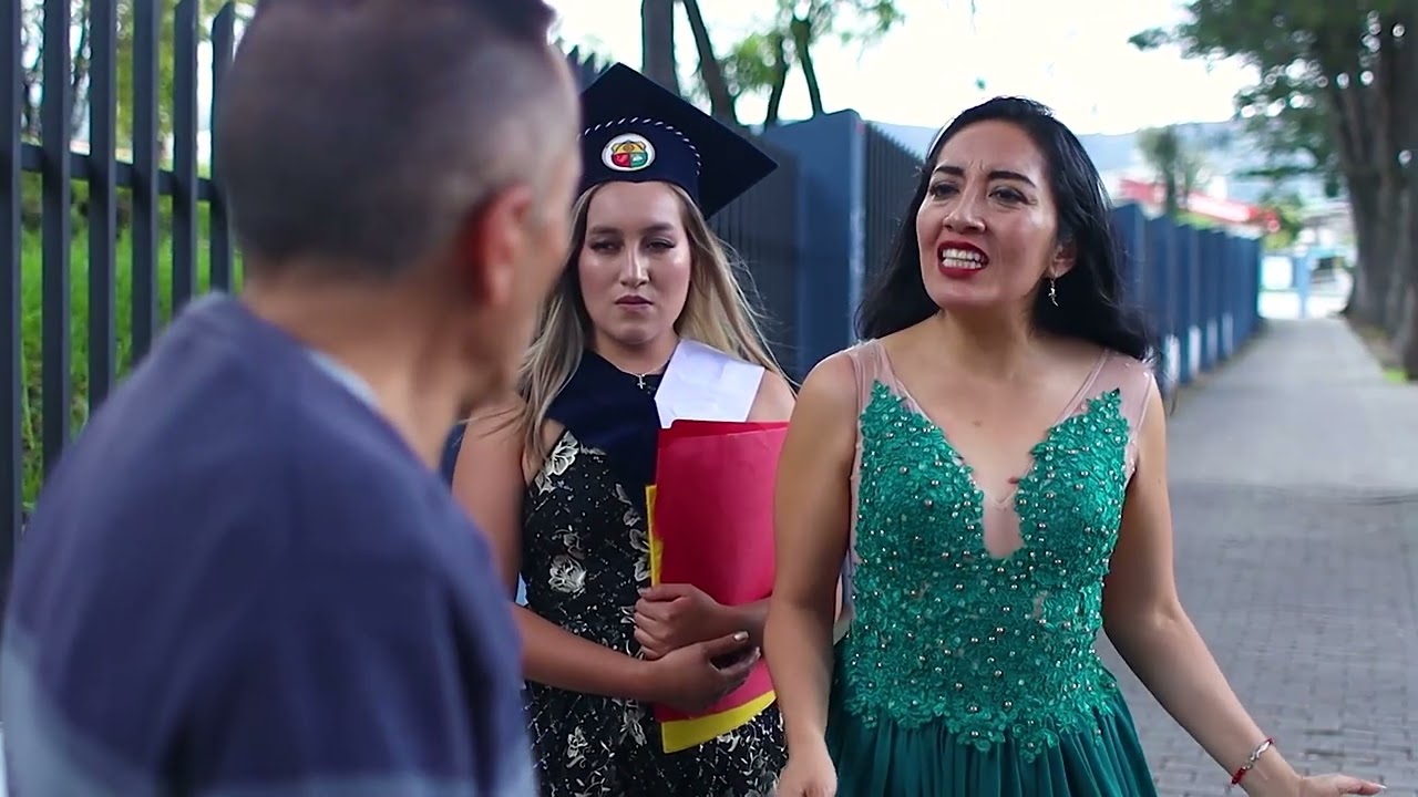 Esposa e hija le dieron la espalda porque se quedó desempleado y la vida les dio una lección