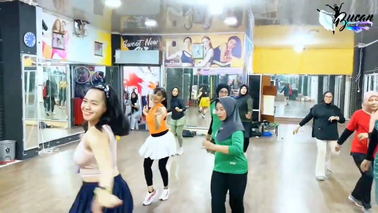 Line Dance Toca Toca demo by Bucan #Alfataya #linedance #Bucan @queensyifa