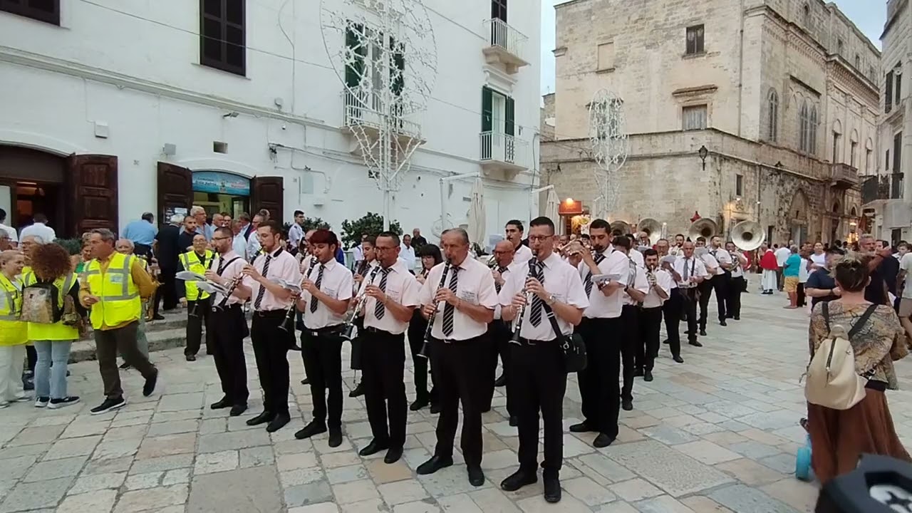 Marcia Casarano Banda di Francavilla fontana 14/6/23 Festa di San Vito Polignano a Mare