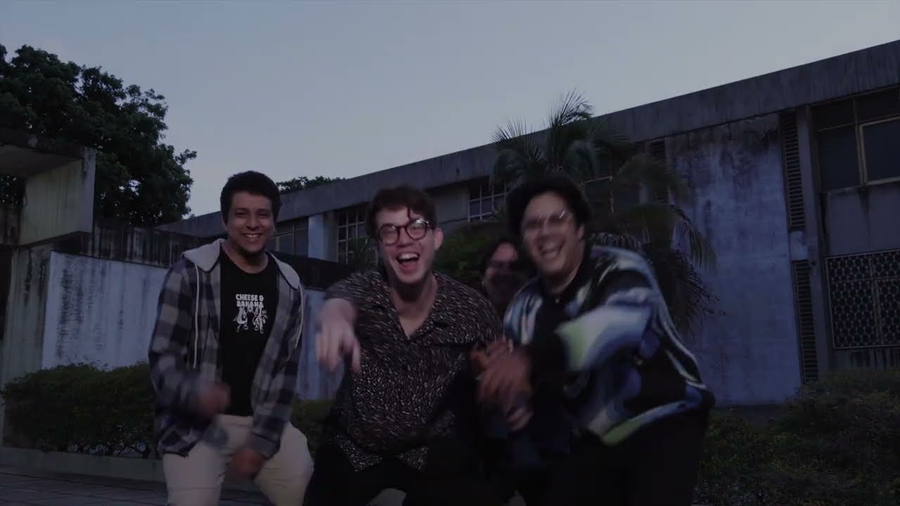 Lodo - Capitan Mostacho (VIDEO OFICIAL)