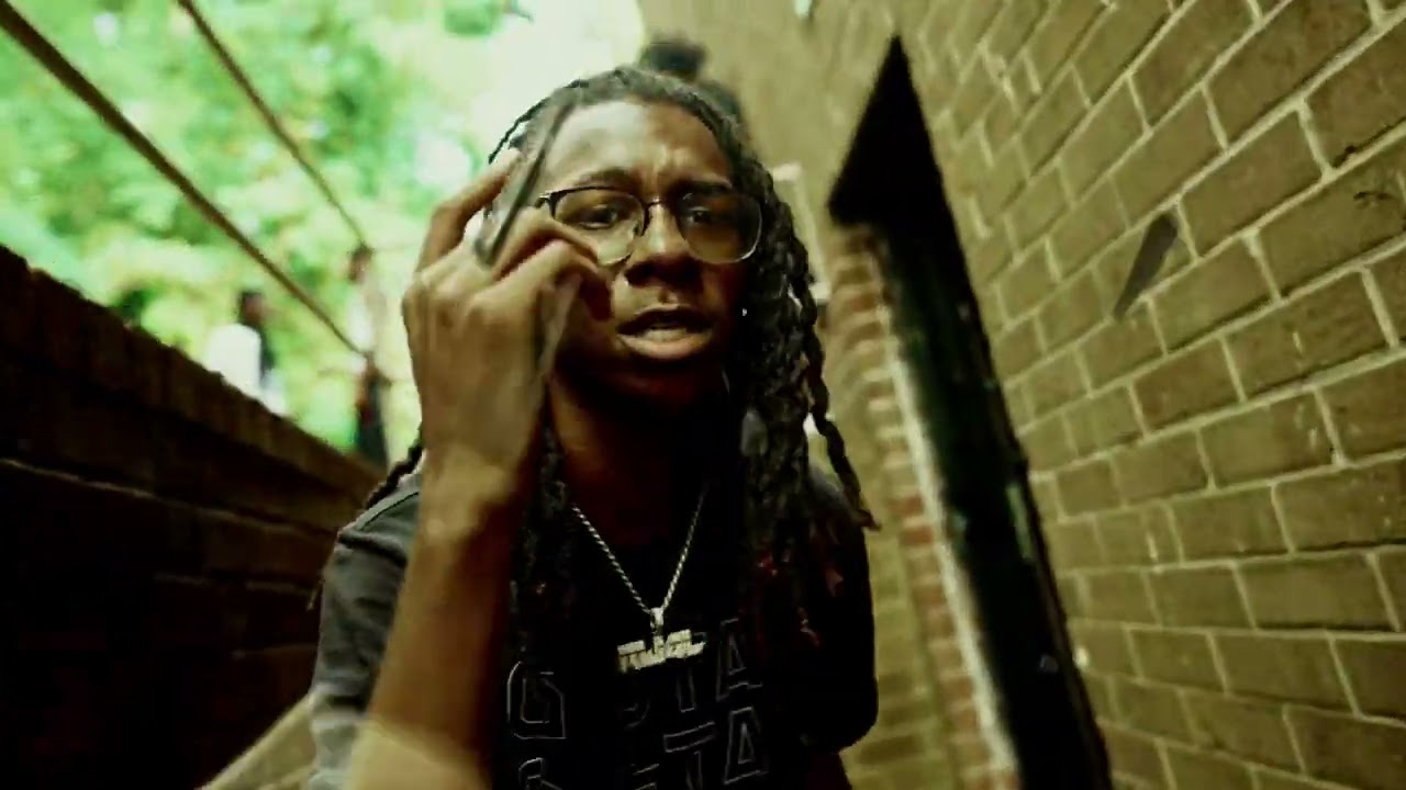 YoungGlide - Meezy Official Video Shot By @Kiirusly