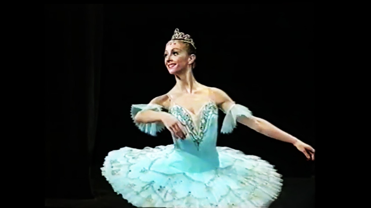 Ganna Dorosh in 'Le Corsaire' (1990s)