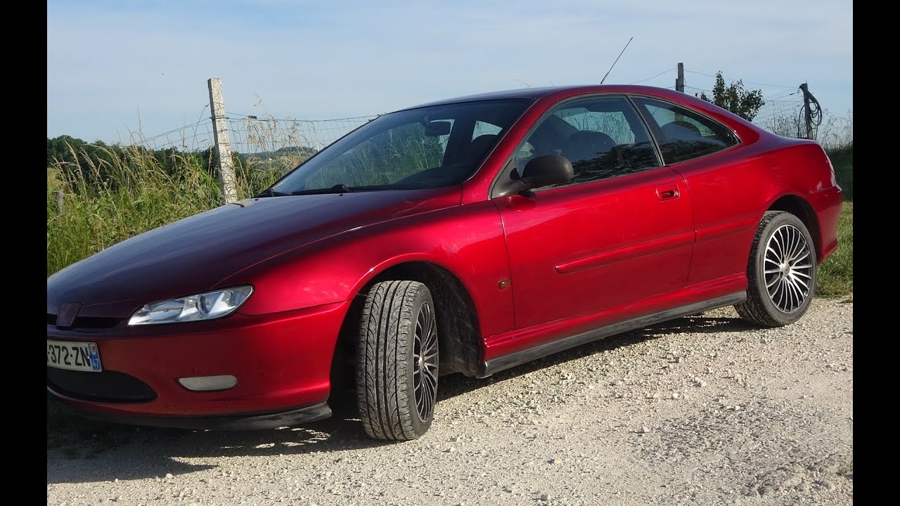 Voiture peinte sans abri, en total extérieur, en rouge candy, le plus délicat à réaliser .
