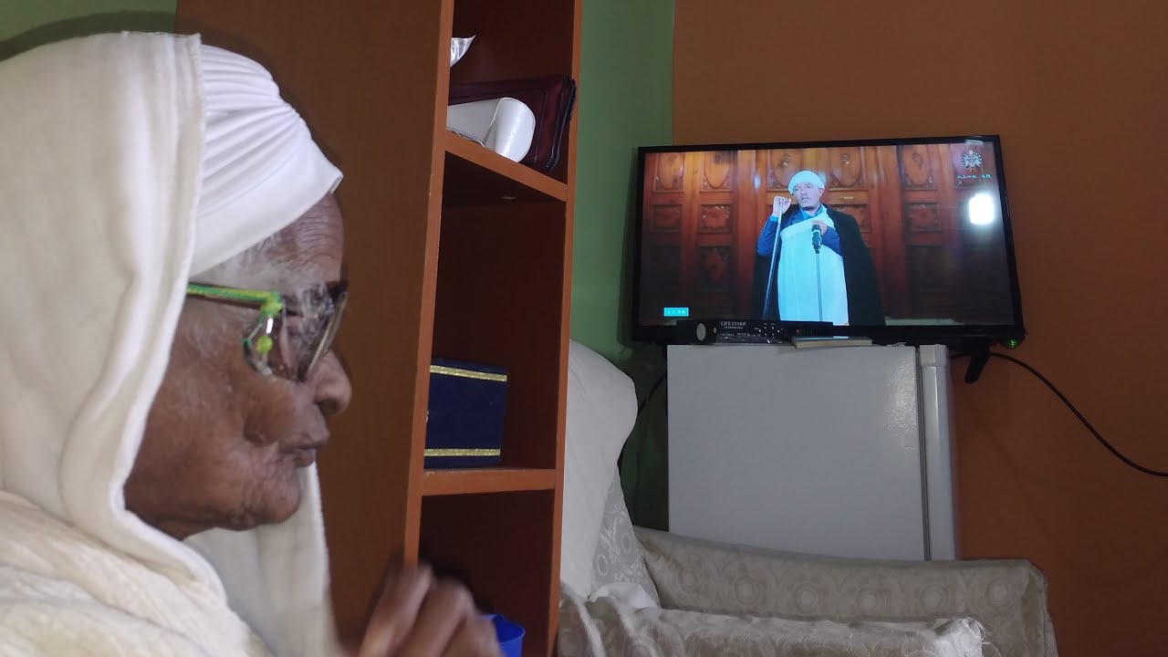 እማማ ዝናሽ ወታደር ተቀጠረላቸው ...🤔