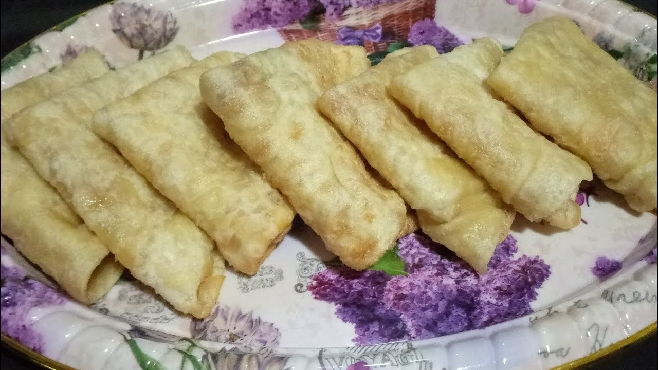 Ugandan deep fried chapatis/poori/puri/ Chapati ensule mu butto.
