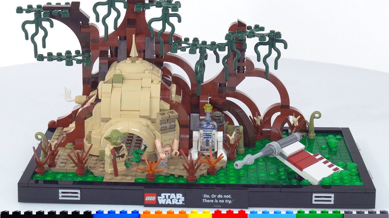 LEGO Star Wars Dagobah Jedi Training Diorama 75330 review! Yoda's hut & swamp unique display piece