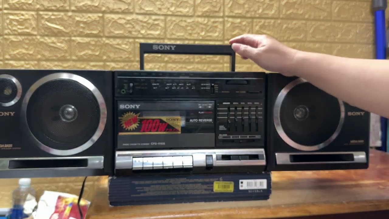 Sony CFS 111 huyền thoại -Gia 3tr.liên hệ Thuỳ Audio Sài Gòn 0945019268.