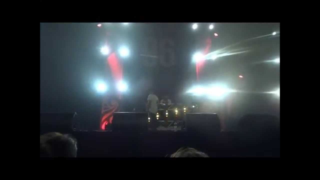 Dj Paul Elstak @ Remember the 90's, IJsselhallen, Zwolle (18-10-2014)