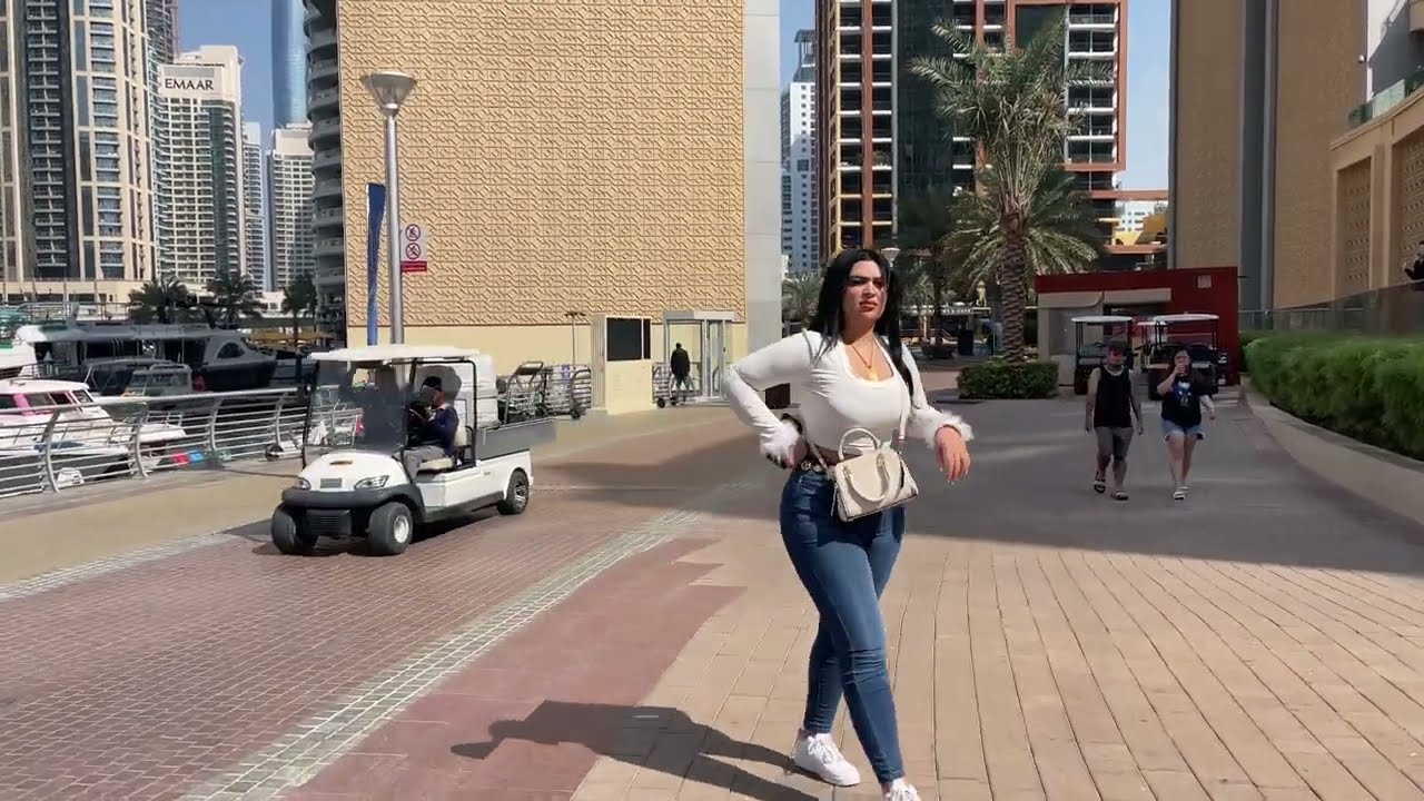 Что Творят Эти Самокатчики! Наехали На Женщину Возле ТЦ, Мои Покупки 