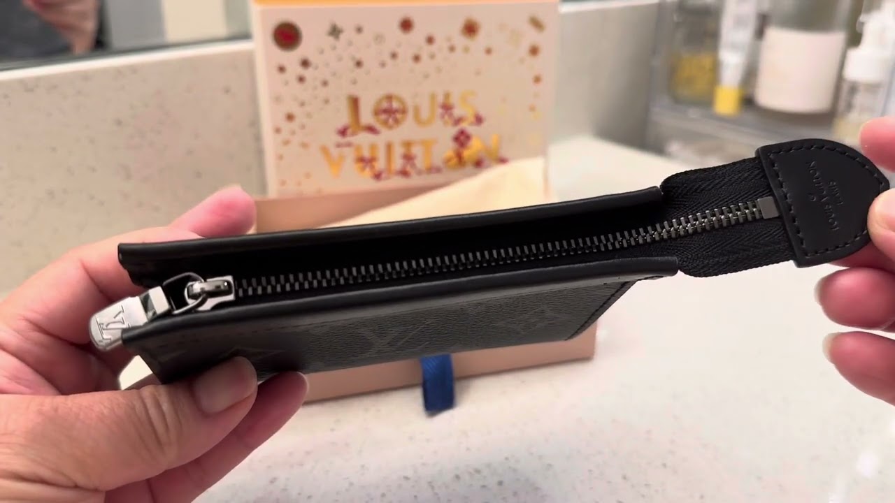 louis vuitton key pouch voyage