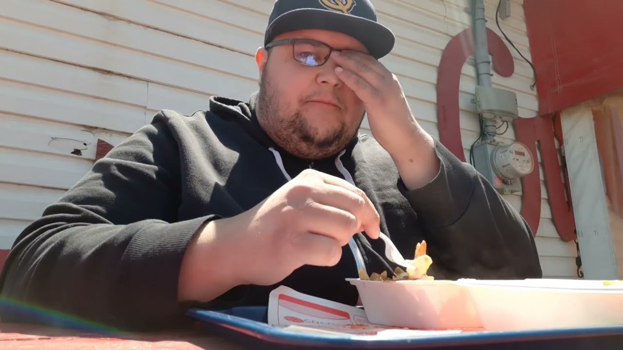 Le Test Poutine S3E2: Casse-croûte 204, St-Jean-Port-Joli