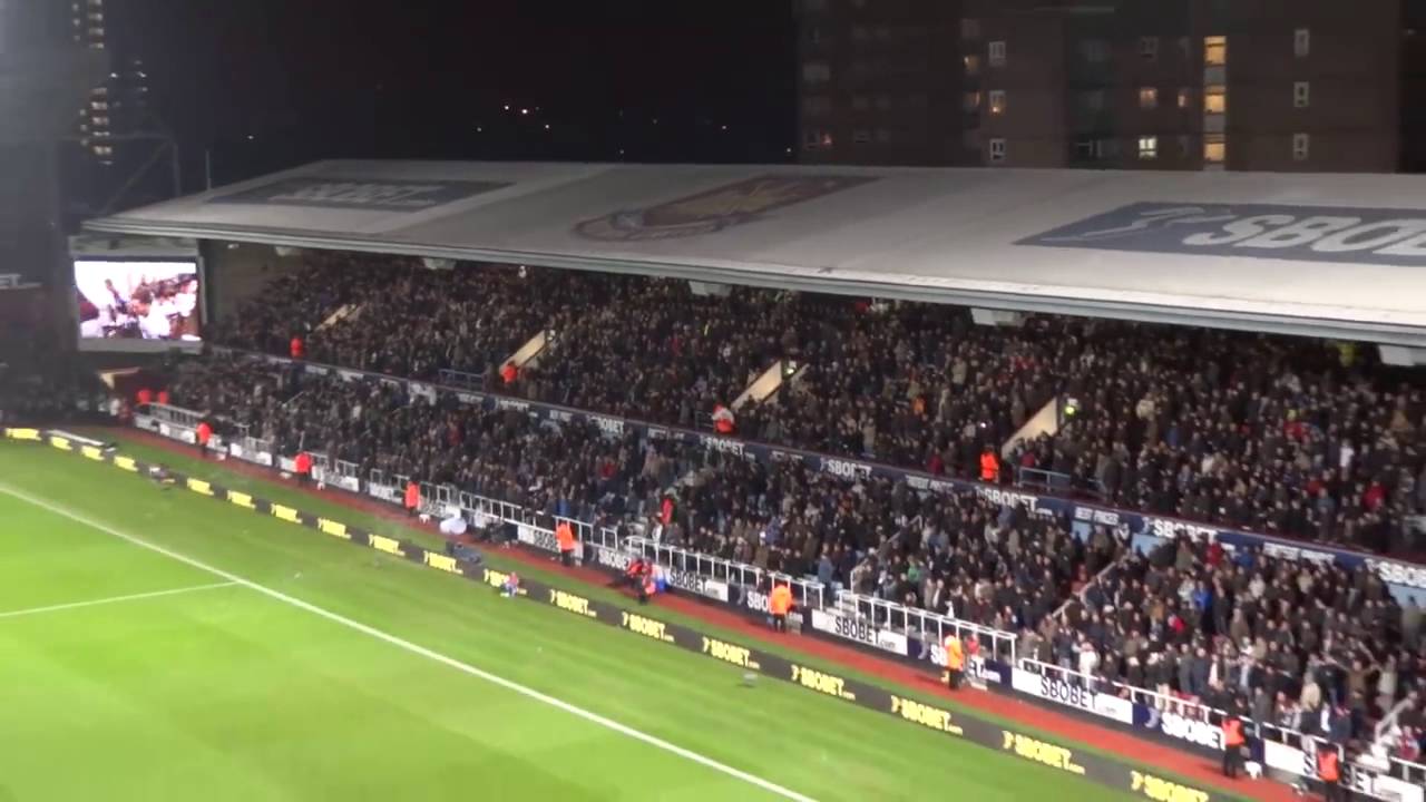 I'm forever blowing bubbles | Upton Park