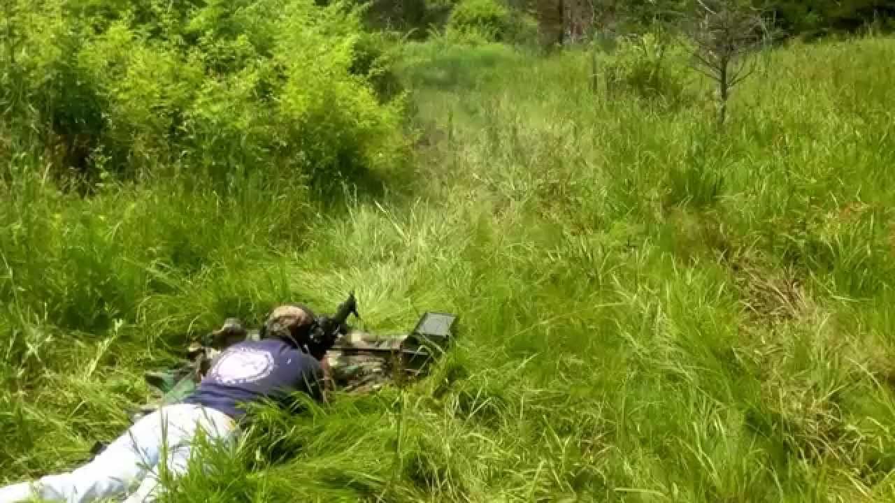 Cutting down a tree with a Machine Gun (MM21e)
