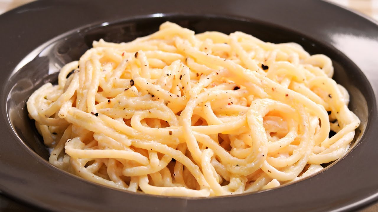 Espaguetis con una Salsa Irresistible - Receta muy Fácil y Rápida!