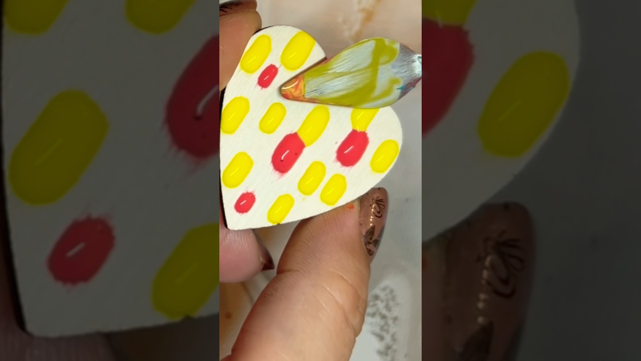 Cute mixing colors, Acrylic painting ideas yellow and red #abstractart #abstraktkunst #abstrato