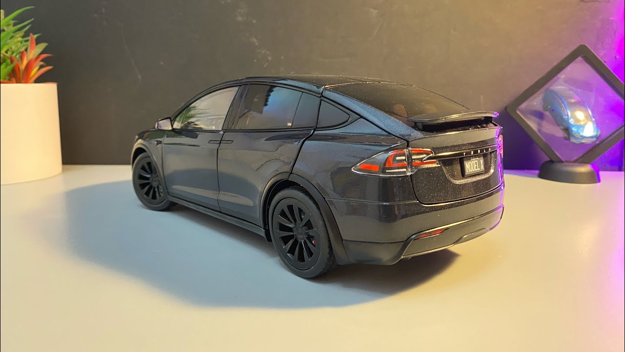 Tesla Model X Plaid!