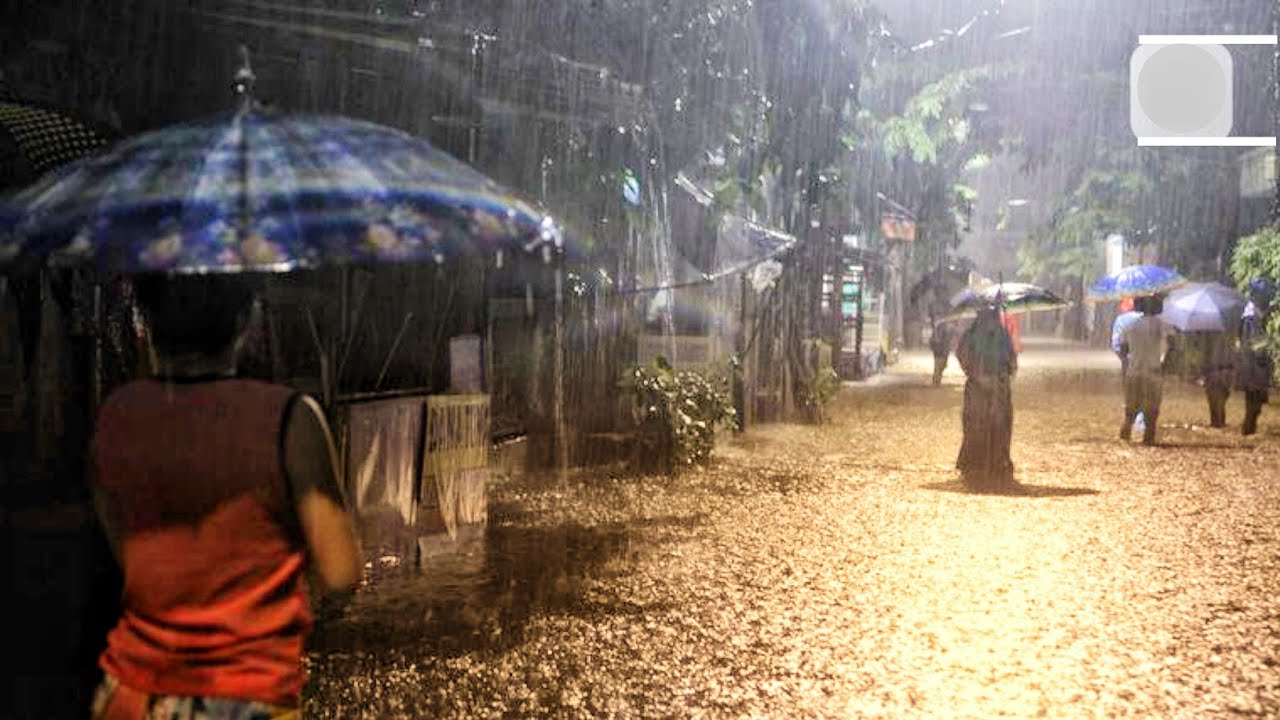 INDONESIA RURAL LIFE, WALKING IN HEAVY RAIN (VILLAGE SOUNDS AMBIENCE) ASMR