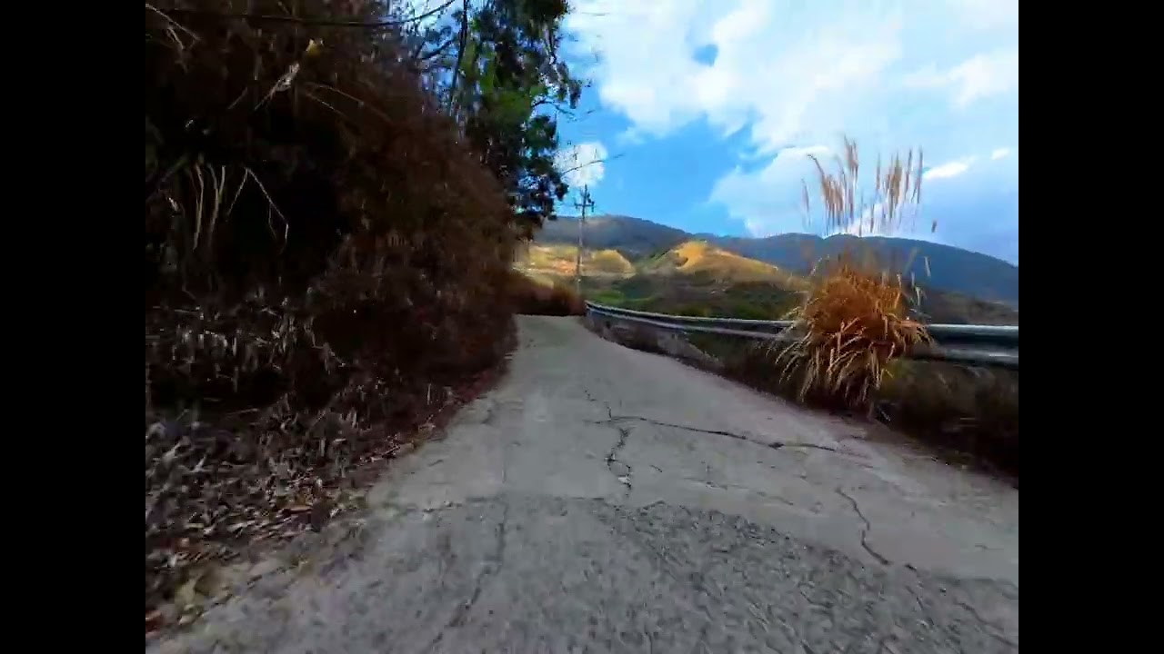下靜觀往翠峰全路況（請將音量調小並請無視車主瘋癲）