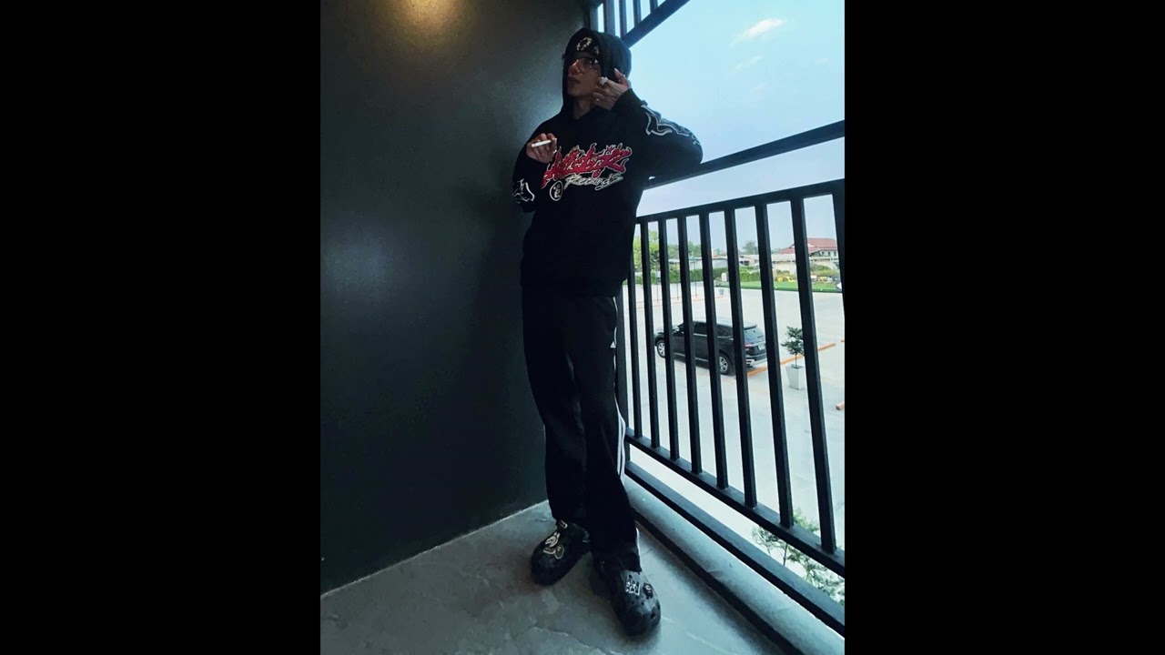 SLUMBOY - ยาเสพติดสร้างศิลปิน ( Prod. @Geekinz )